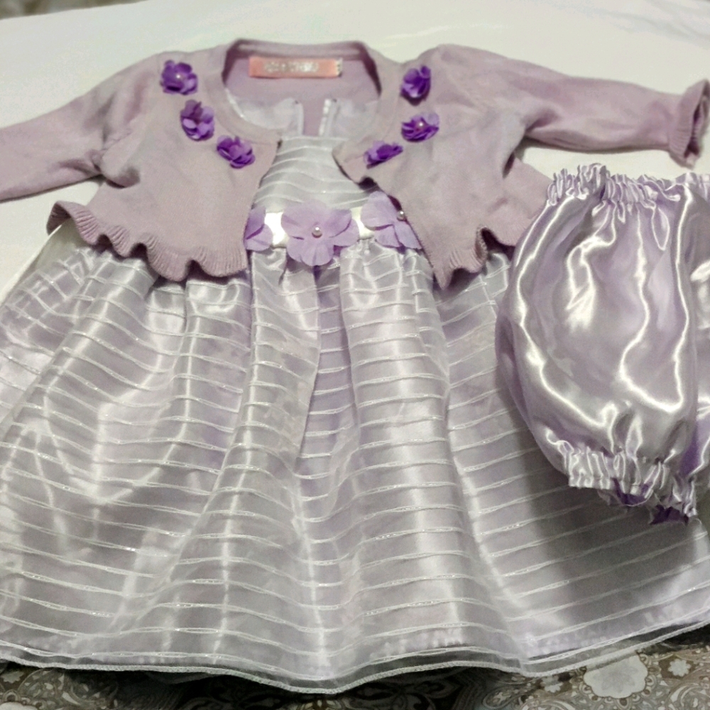 Dress - Picture 2 of 2